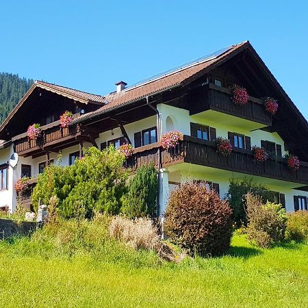 Ferienwohnung Im Haus Dorn-Roeschen Pfronten Exterior photo