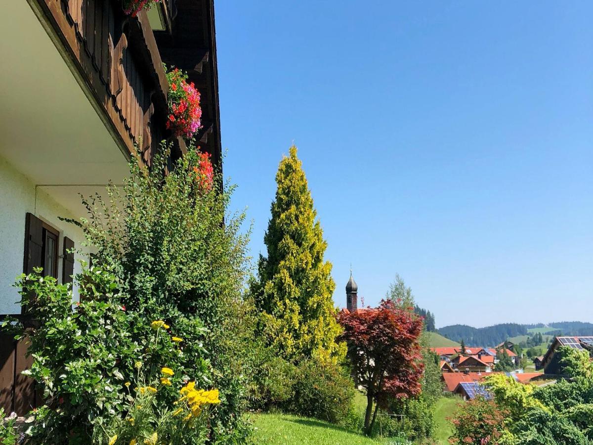 Ferienwohnung Im Haus Dorn-Roeschen Pfronten Exterior photo