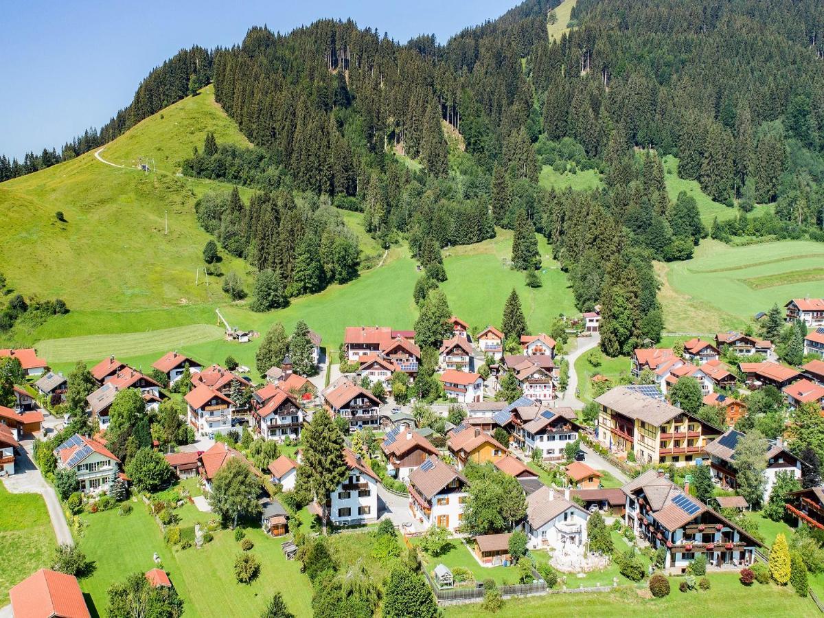 Ferienwohnung Im Haus Dorn-Roeschen Pfronten Exterior photo